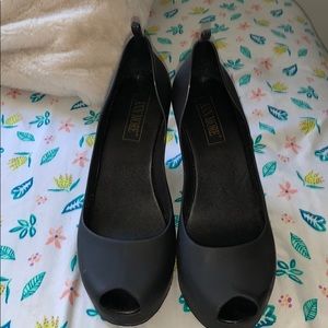 Black platform heels